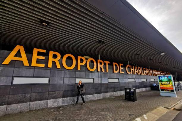 Charbonnel 4 Bruxelles-Charleroi-Airport Villa Exteriör bild
